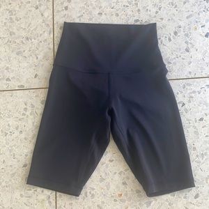 Lululemon align shorts 8” Size 6